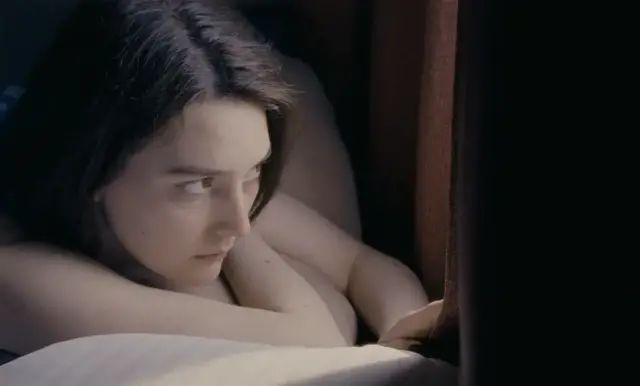 那些失声痛哭的经历,那些哭的令人心碎的女孩