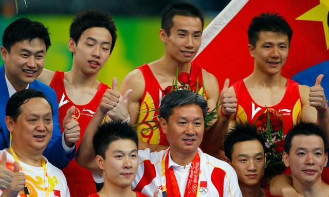 杨威和李小鹏谁更厉害,杨威和李小鹏关系