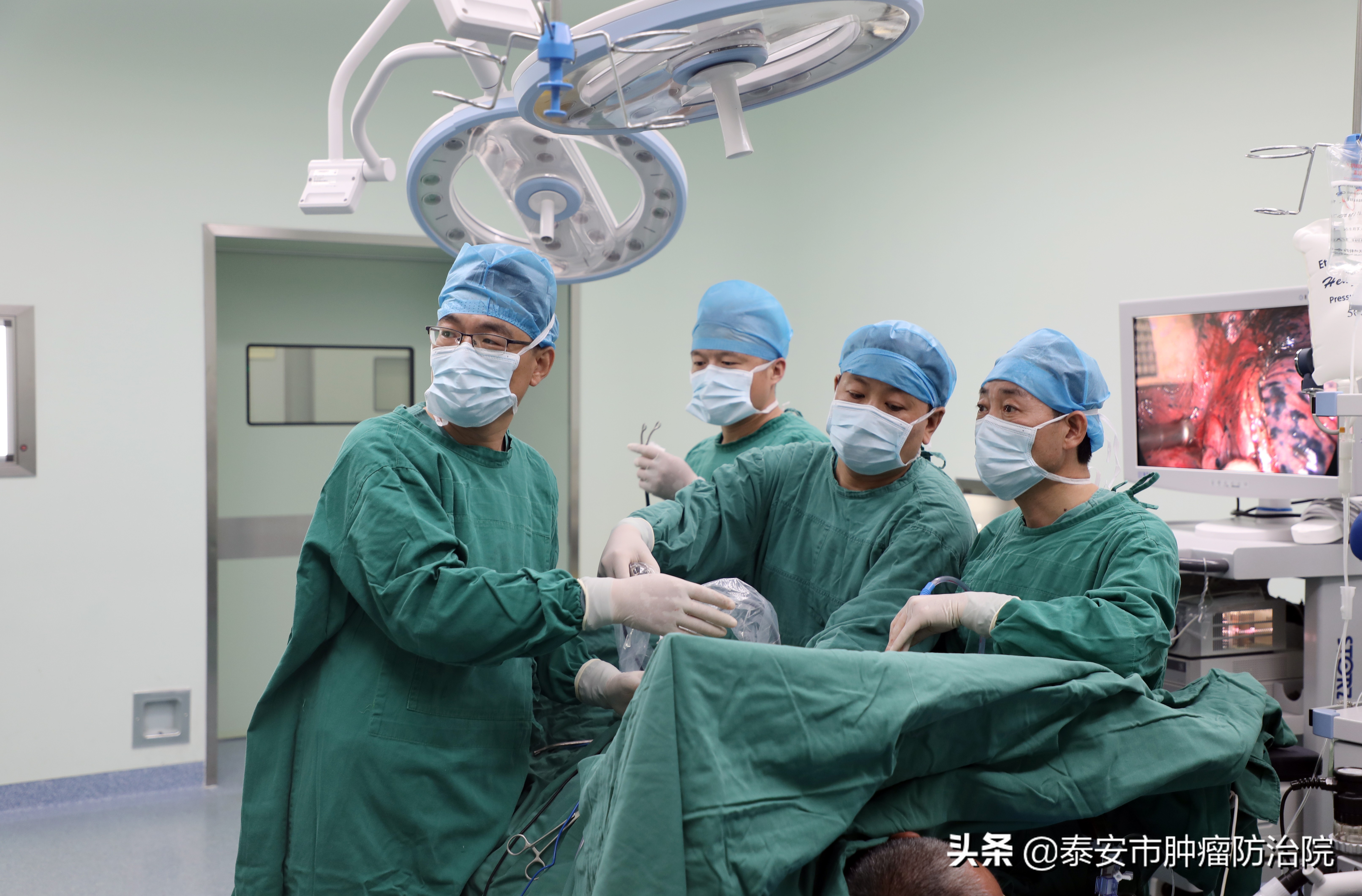 肺癌胸外科微创手术,中国最早胸腔镜手术治疗肺癌