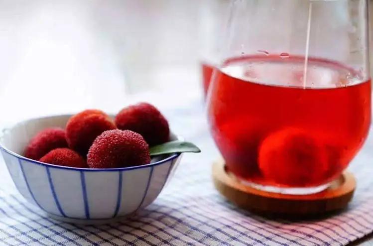 杨梅要怎么吃才会好吃,吃杨梅的季节到了酸甜可口