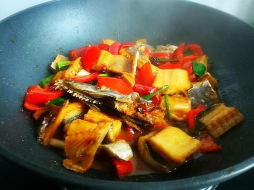 红烧咸鲅鱼的做法,咸鳗鱼的做法