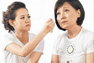 滥情的背后其实另有隐情,滥情的背后往往都是深情