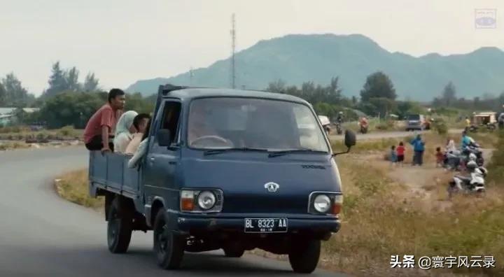 看起来再普通不过的丰田海狮，为何成了远销欧亚非的经典车型？