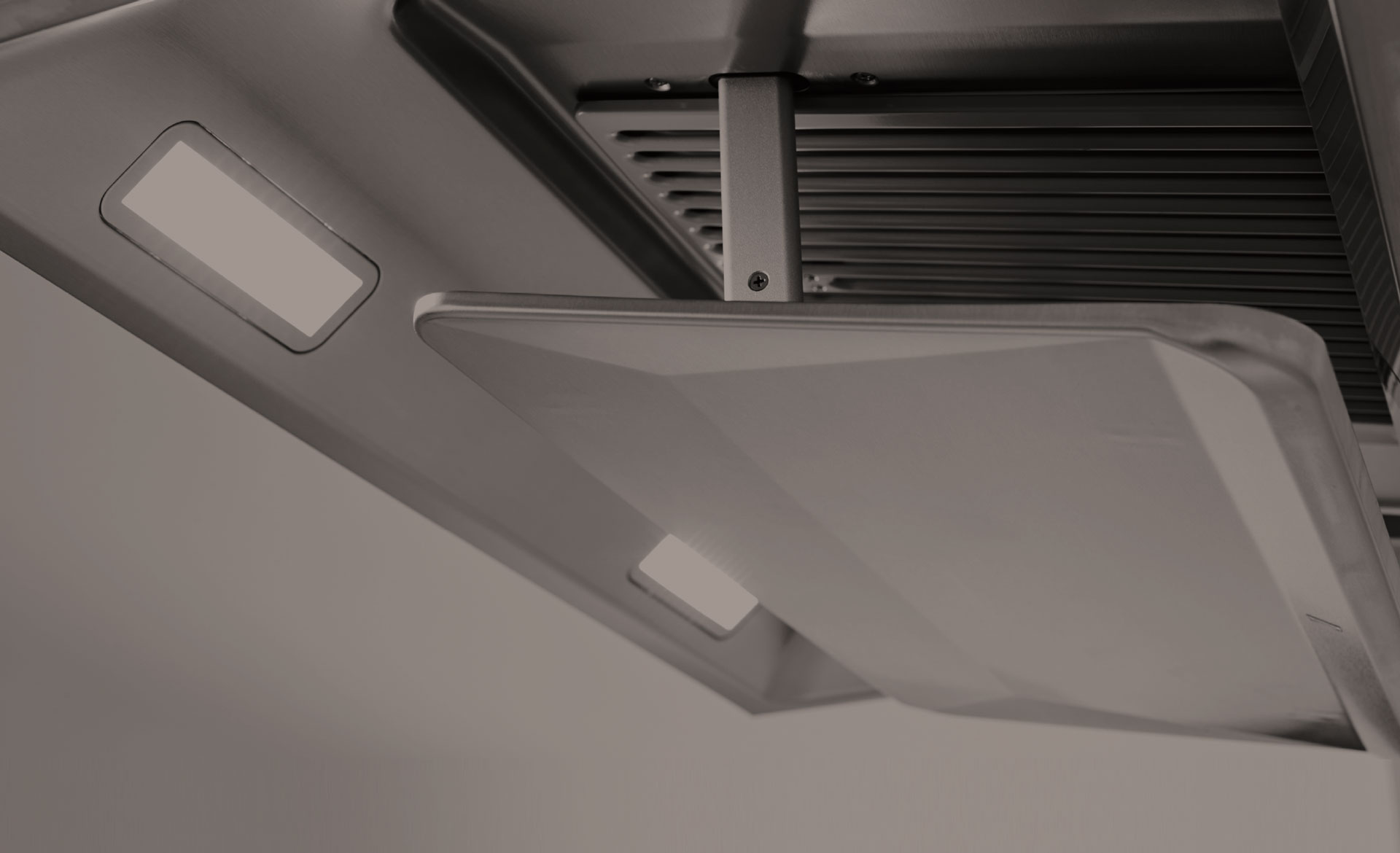 新的油烟机安装后不排烟,油烟机老是排烟不行怎么办