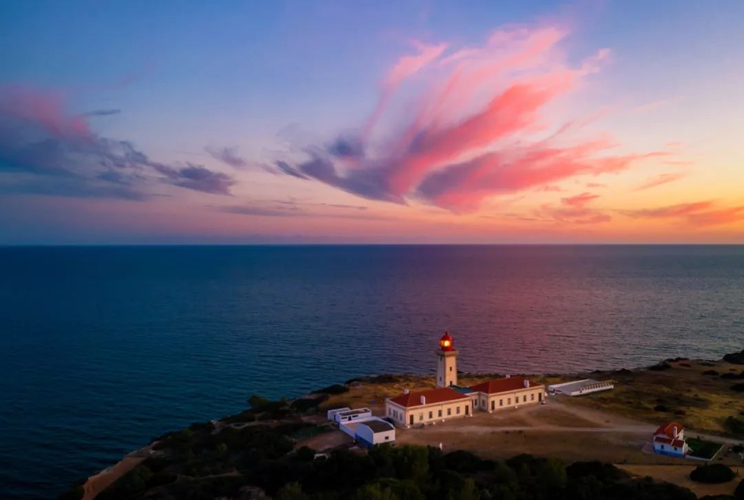 航拍压迫感的长焦镜头怎么拍,航拍中国用了多少长焦镜头拍摄