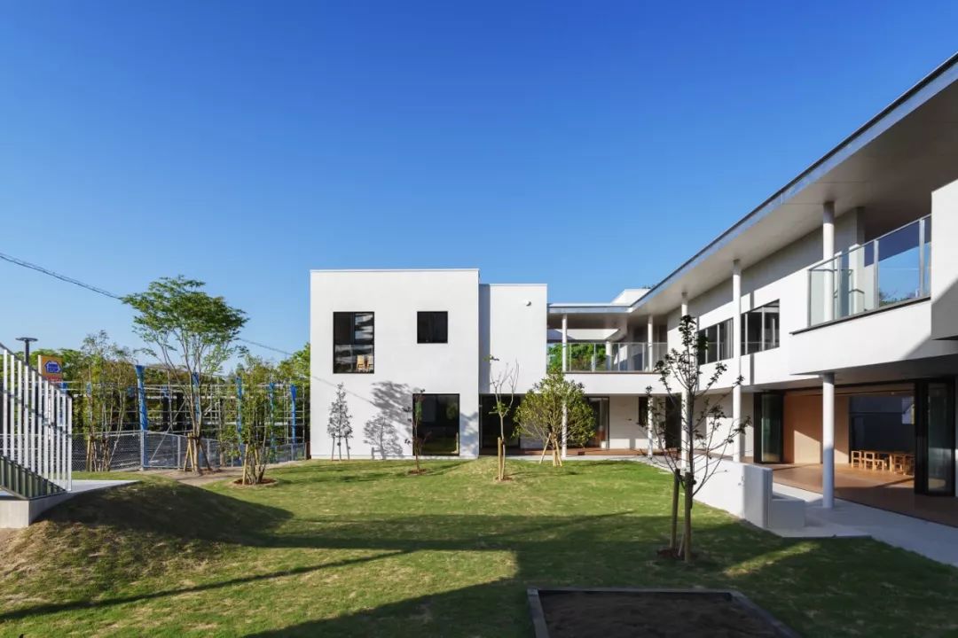 日野比拓幼儿园作品,日野拓比幼儿园