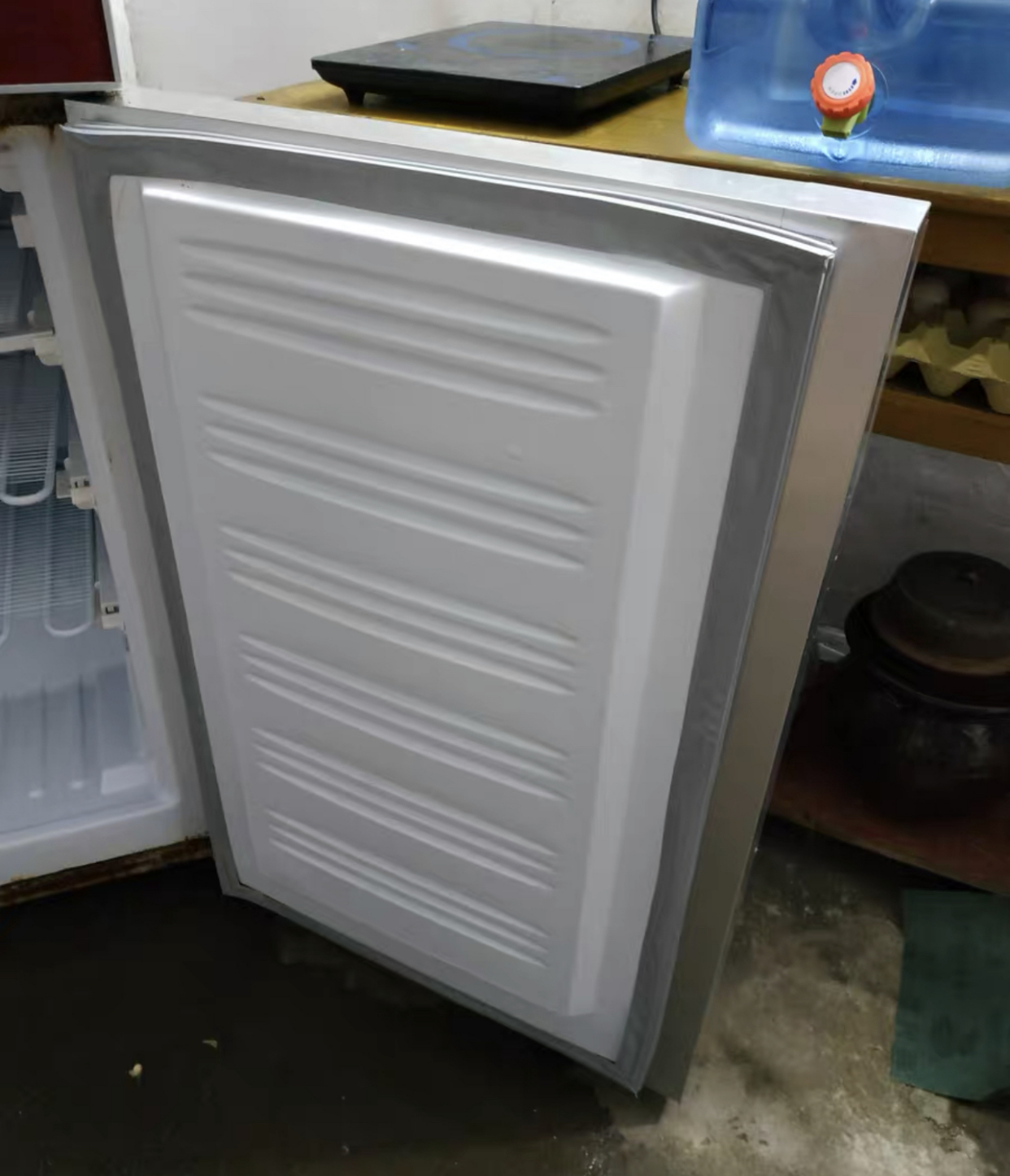 冰箱封条发霉怎么处理,冰箱封条发霉