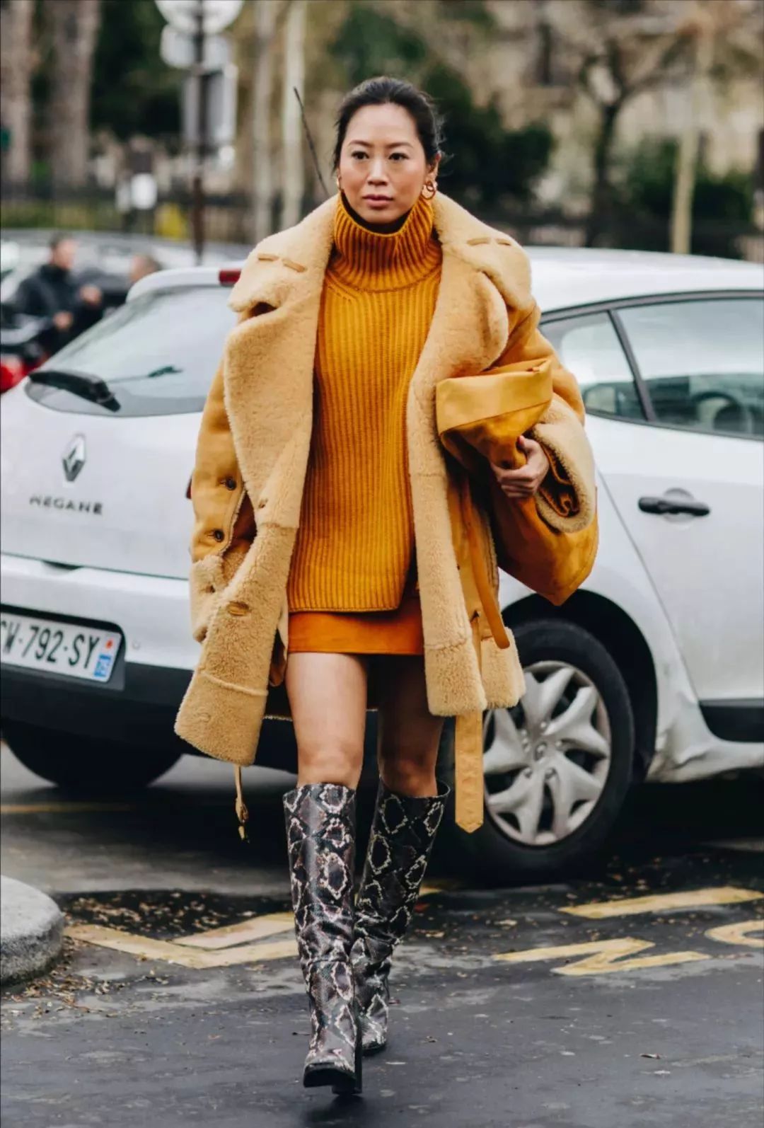 一双靴子竟然可以这么百搭,一双靴子有1kg吗