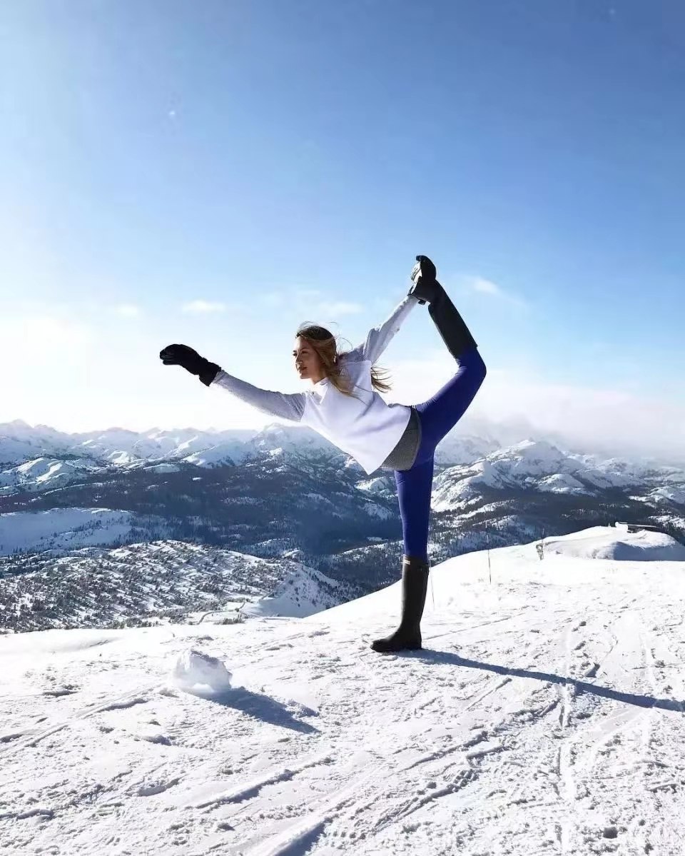 冬天瑜伽10个动作,天冷了练瑜伽