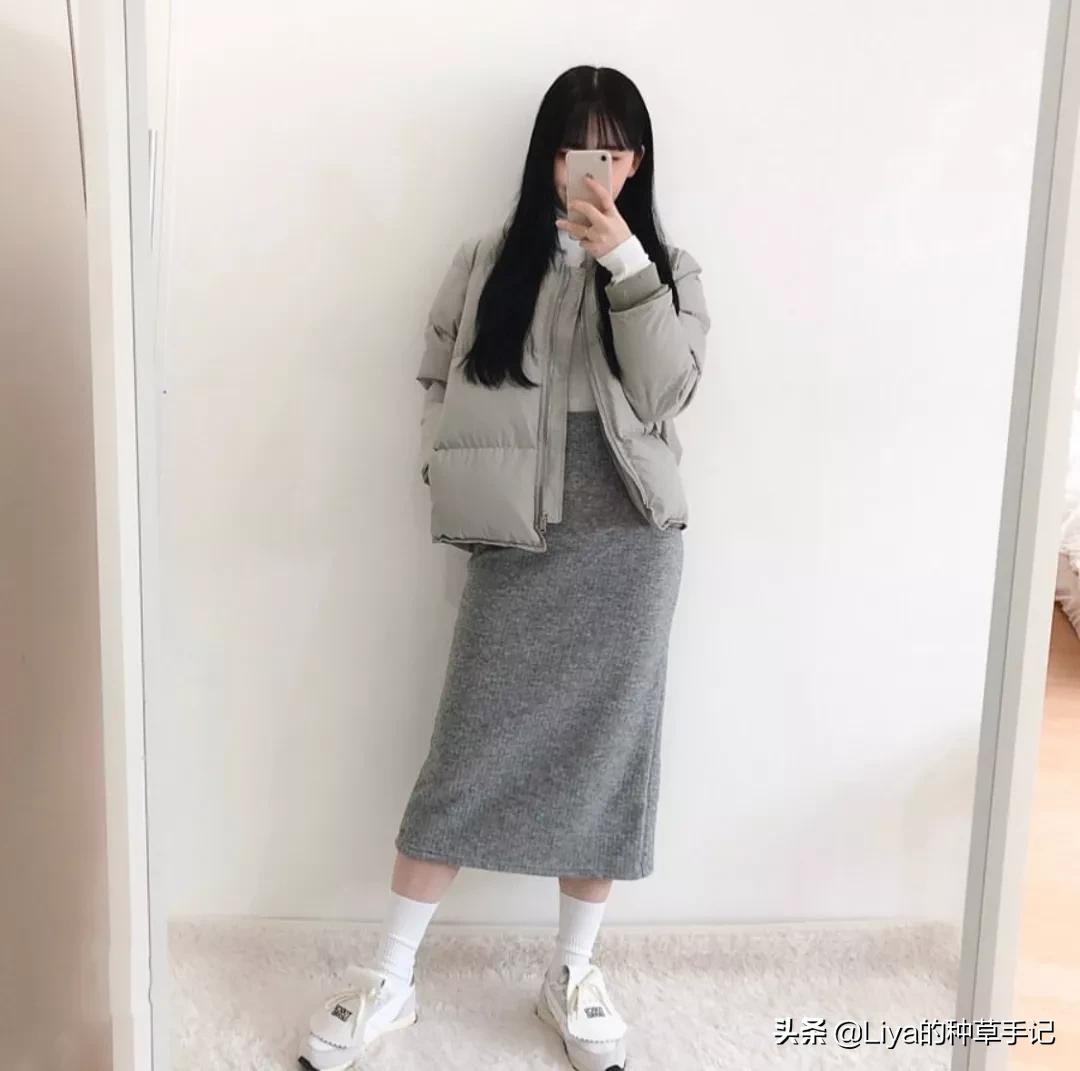 满大街都是骆驼羽绒服,满大街都在穿皮草外套长靴真洋气