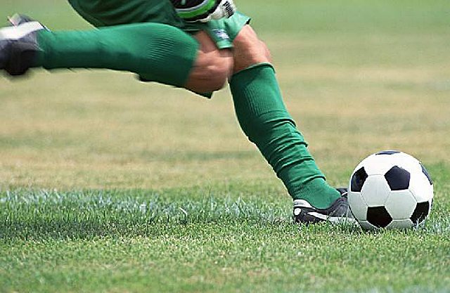 卡洛斯不会踢球纪录片,球王卡洛斯不会踢球