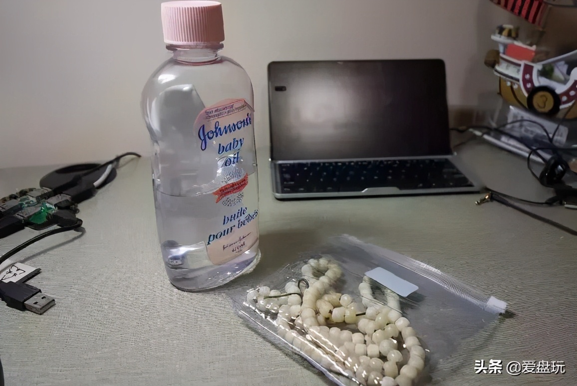 驼骨手串开裂图片,驼骨珠子开裂是怎么回事