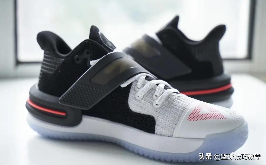 球鞋推荐匹克闪现该怎么选,匹克闪现4力量版适合后卫吗