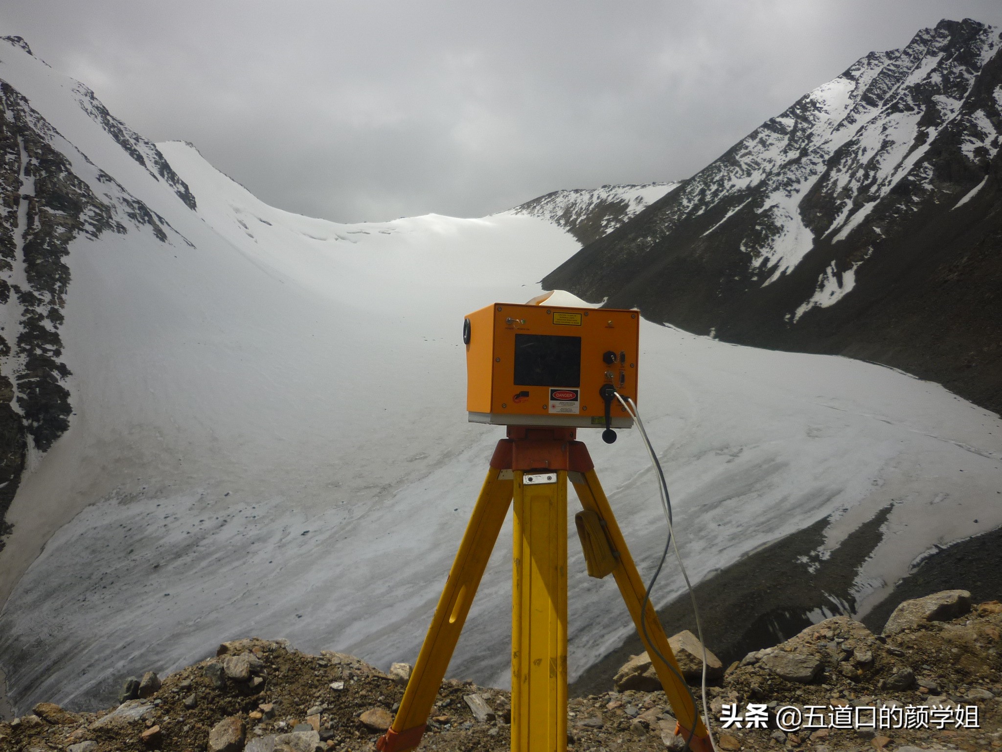 科学家是怎么知道地球的坐标,科学家是怎样量出地球是扁的