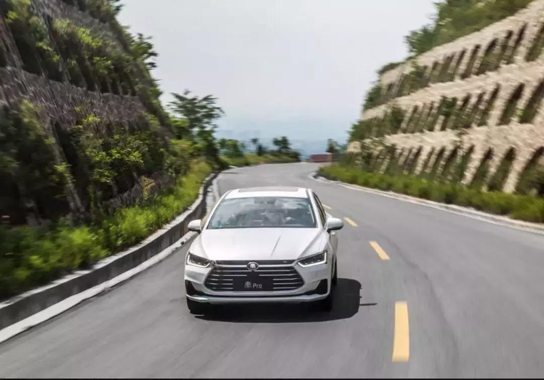 秦pro和朗逸哪个更值得买,秦pro和朗逸燃油版