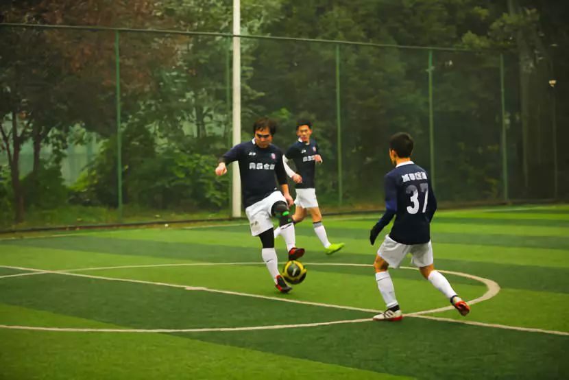 云南白药足球联赛,云南白药气雾剂活动