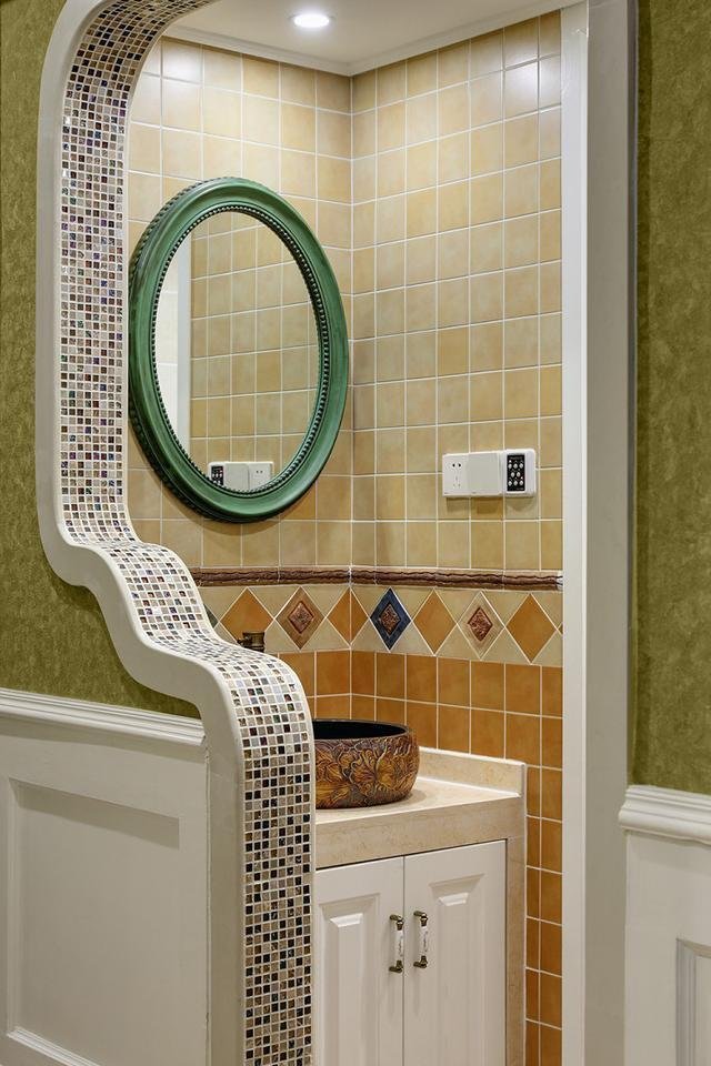 卫生间美得过分了，邻居都过来拍照，装修师傅都在发朋友圈