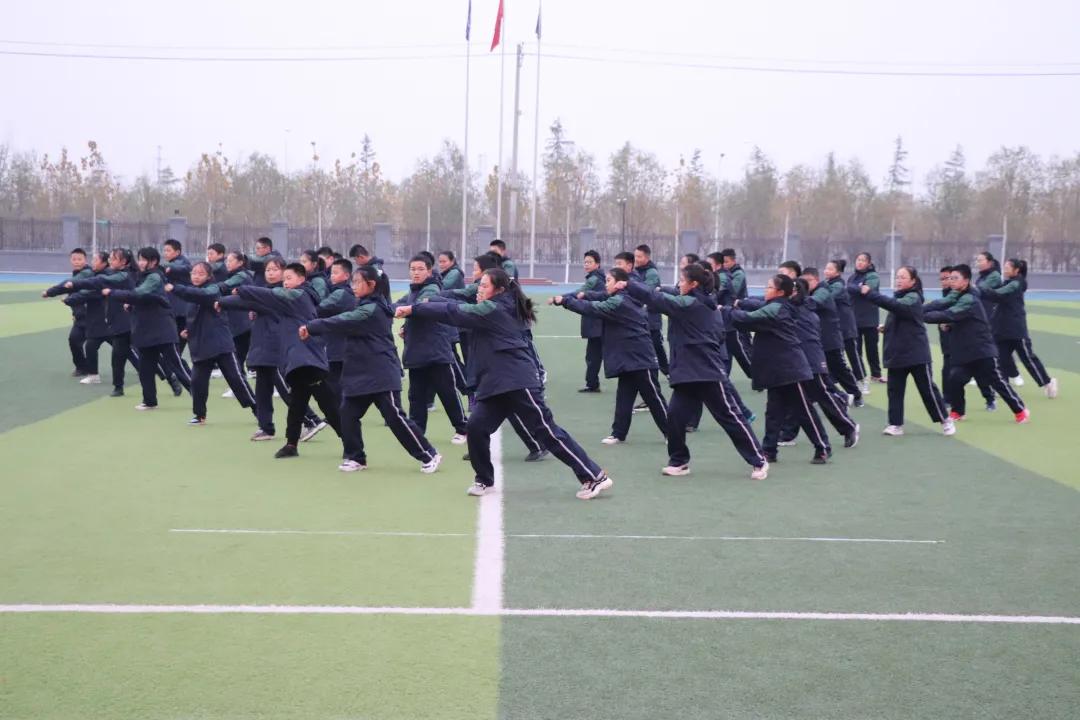 舞动青春高中体操比赛,舞动青春初一的体操