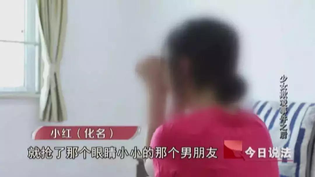 初中生被多人轮番殴打,女学生被多人轮流殴打后续