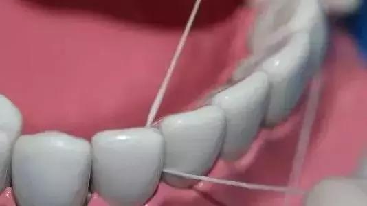 牙龈肿痛是怎么回事吃什么消炎药,牙龈肿痛是怀孕的征兆吗