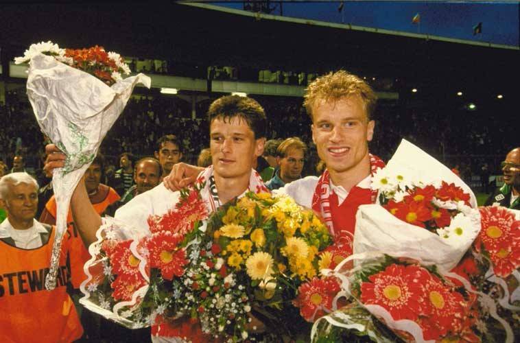 足坛致敬科比,冰王子博格坎普经典进球动图