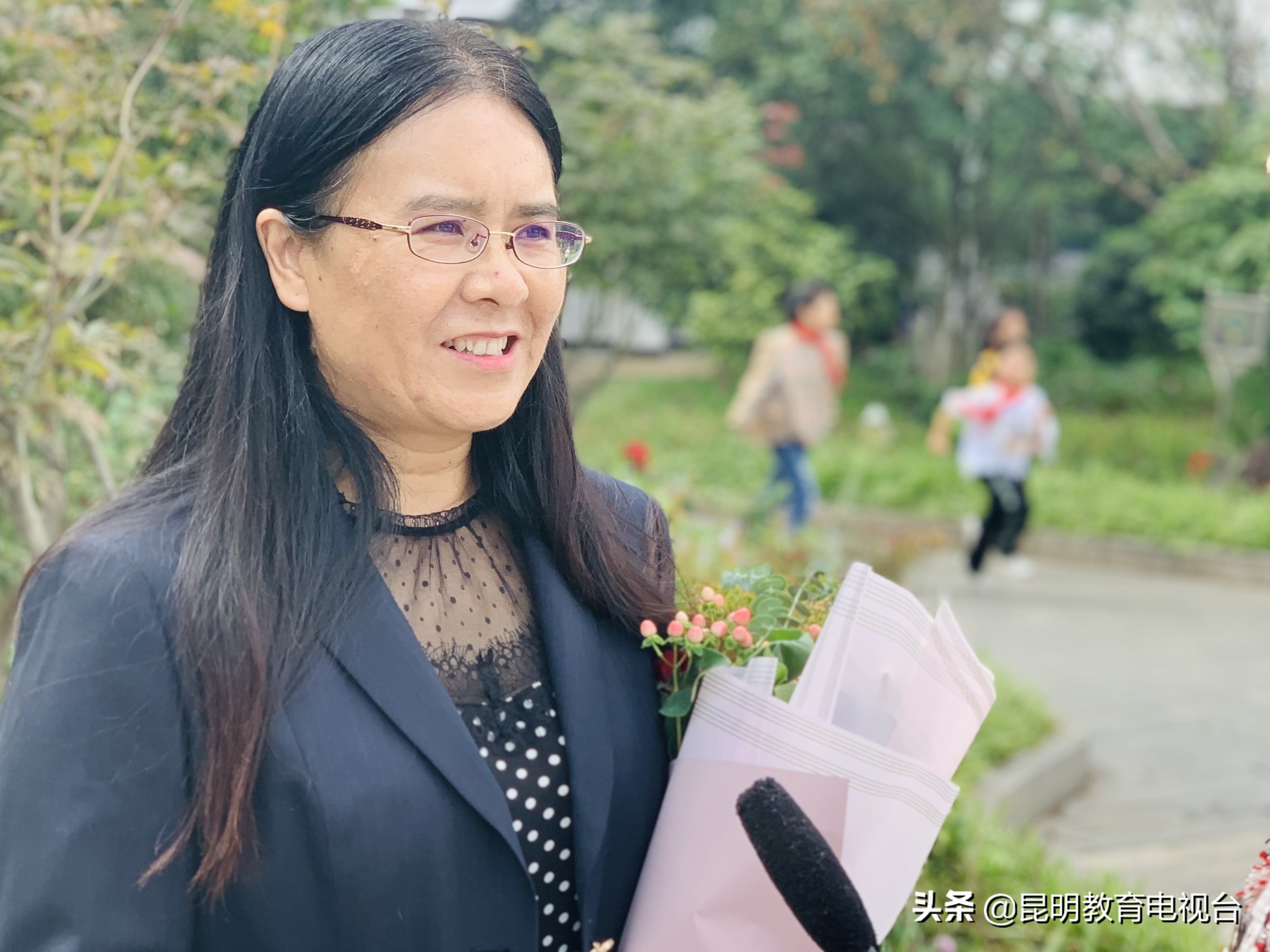 教师节小学生写给老师的贺卡,教师节写给老师的贺卡内容小学生