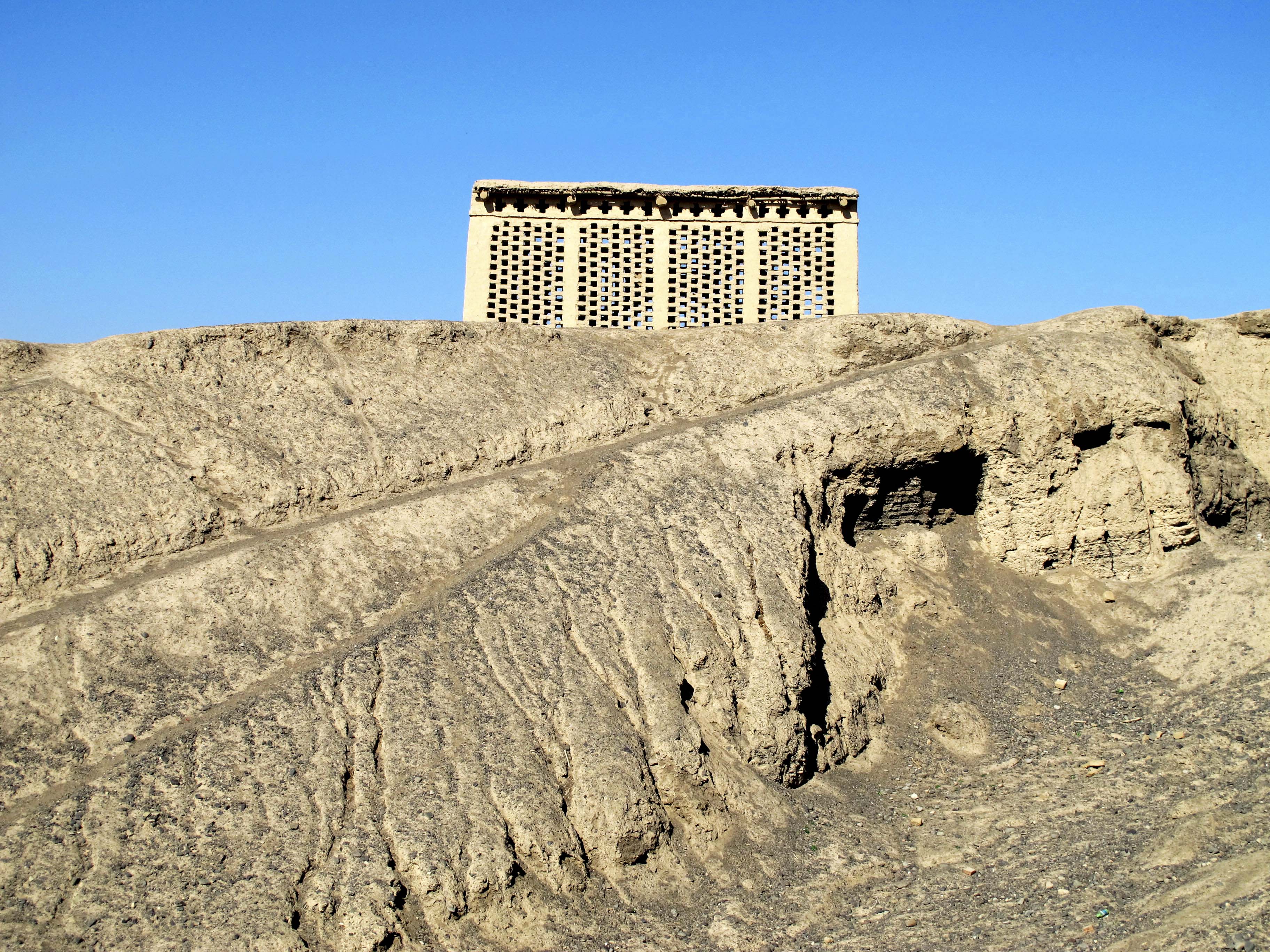 吐鲁番葡萄沟山水,新疆吐鲁番葡萄沟葡萄树的风景
