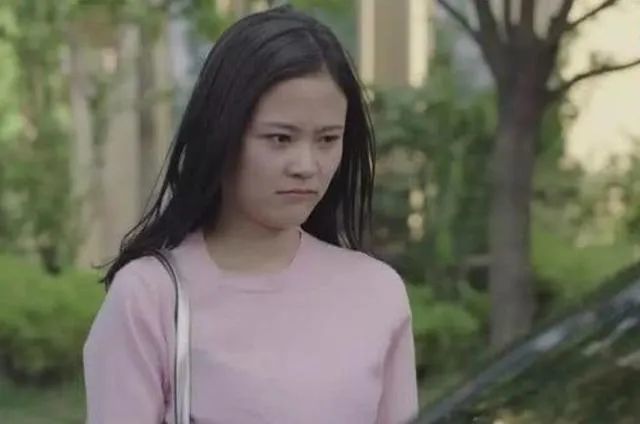 有没有细软塌发质小姐姐专用的洗发露？