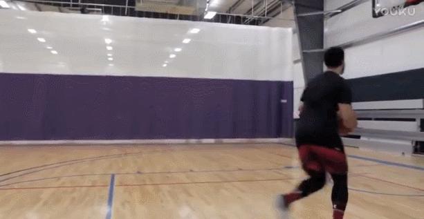 实用上篮小技巧,新手必学的六种上篮训练