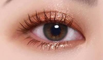眼影怎么涂好看又自然新手教程,眼影该怎么涂才好看
