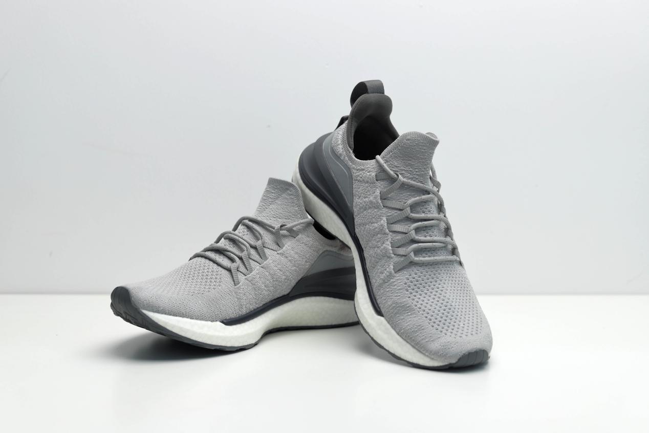 他曾是NBA第一中锋竞争者，受伤后组队詹姆斯，现在怎么样了？