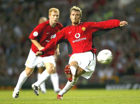 足坛著名招式,足坛十大任意球