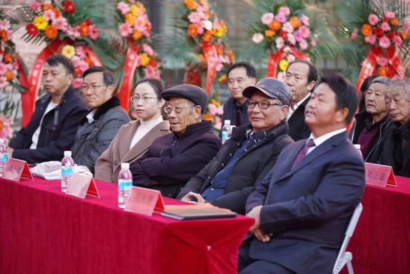 清代三彩翡翠真品出土图片,清代真品老翡翠图片价格