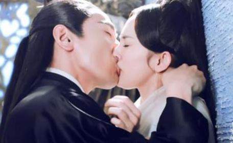 白浅跳诛仙台飞升上神完整版,白浅跳诛仙台落入桃林被折颜所救