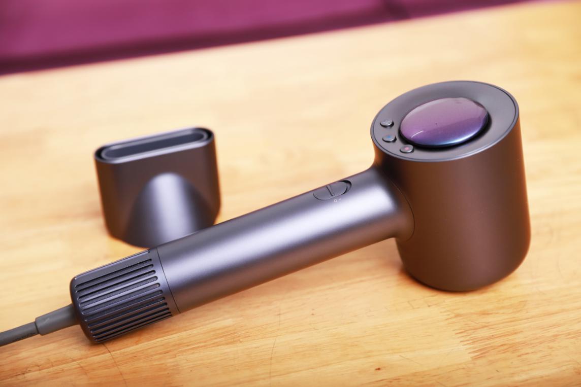 哪款电吹风能和戴森媲美,电吹风戴森直白哪个好