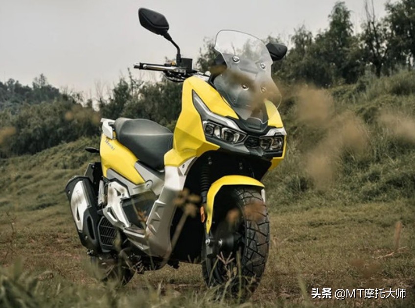 豪爵uhr150和大阳adv150选哪个好,大阳adv150和三阳drg150选择哪个