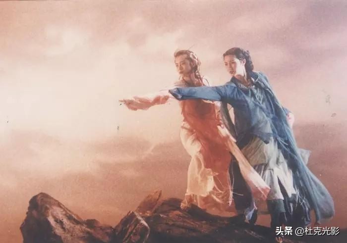 青蛇蛮不讲理,青蛇为什么不能与凡人相恋