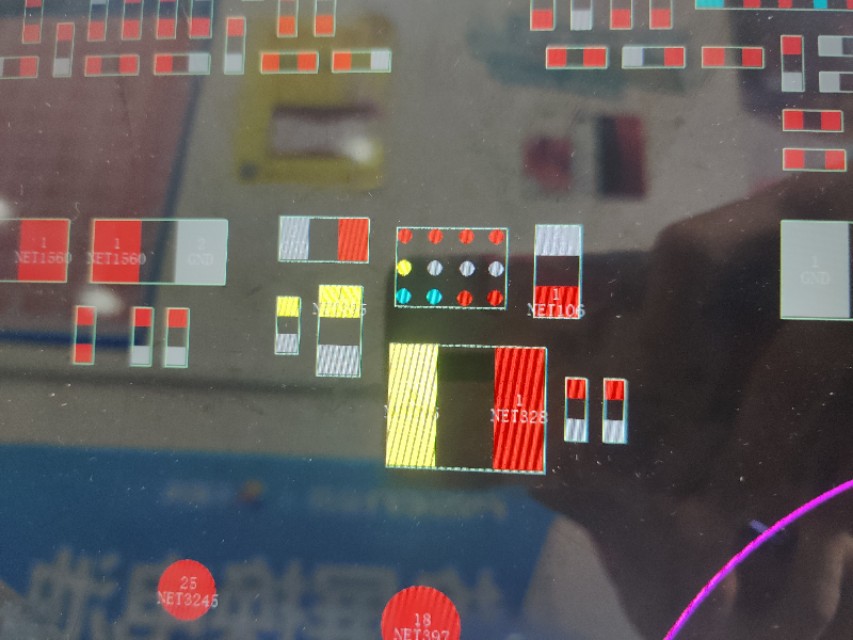 r17一接电源就短路,r17不开机主板短路