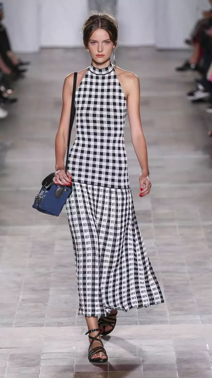 被疯狂吐槽的直男格纹，居然也有今天