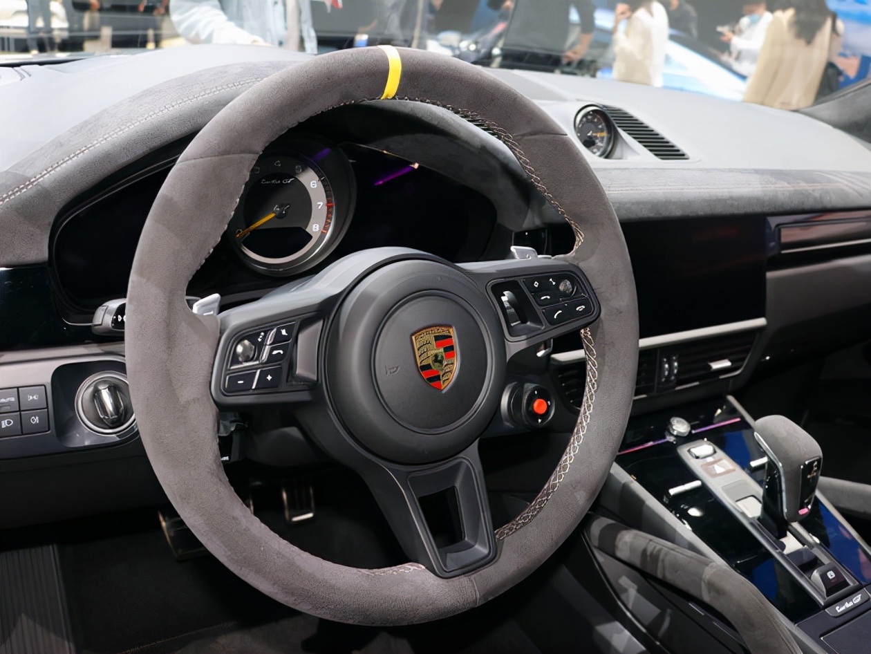 2024保时捷卡宴turbogt到店实拍,广州2024款保时捷卡宴gt
