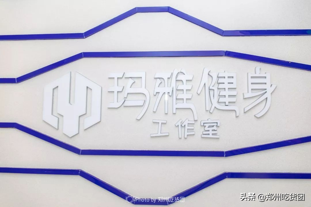 丹尼斯爆火视频,丹尼斯春节促销