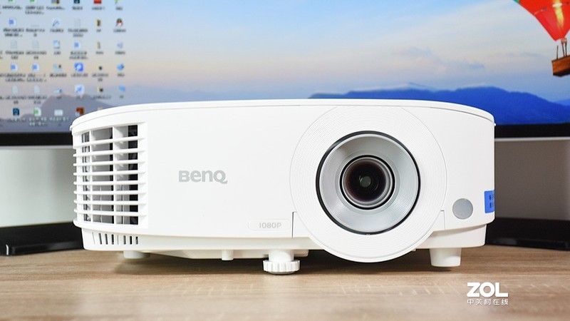 数字化办公场景体验,明基e580智能投影机