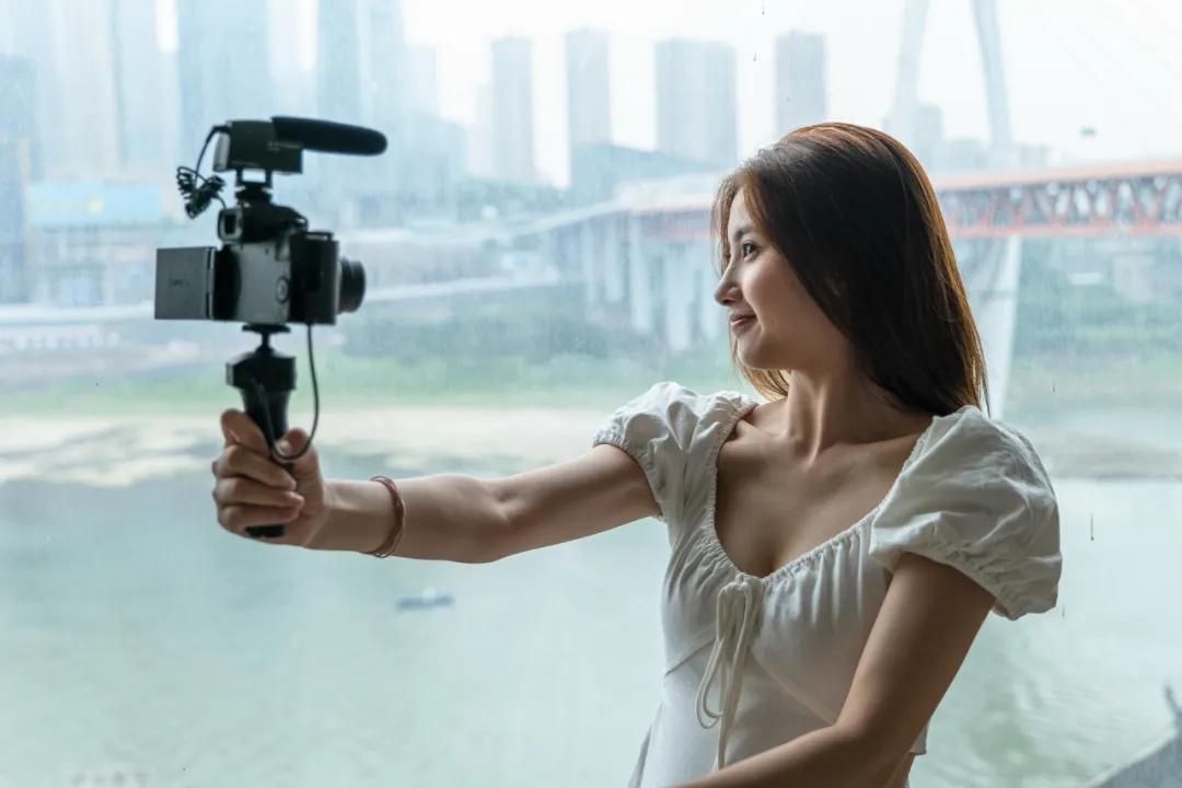 松下g1004k照片,松下g100m43镜头