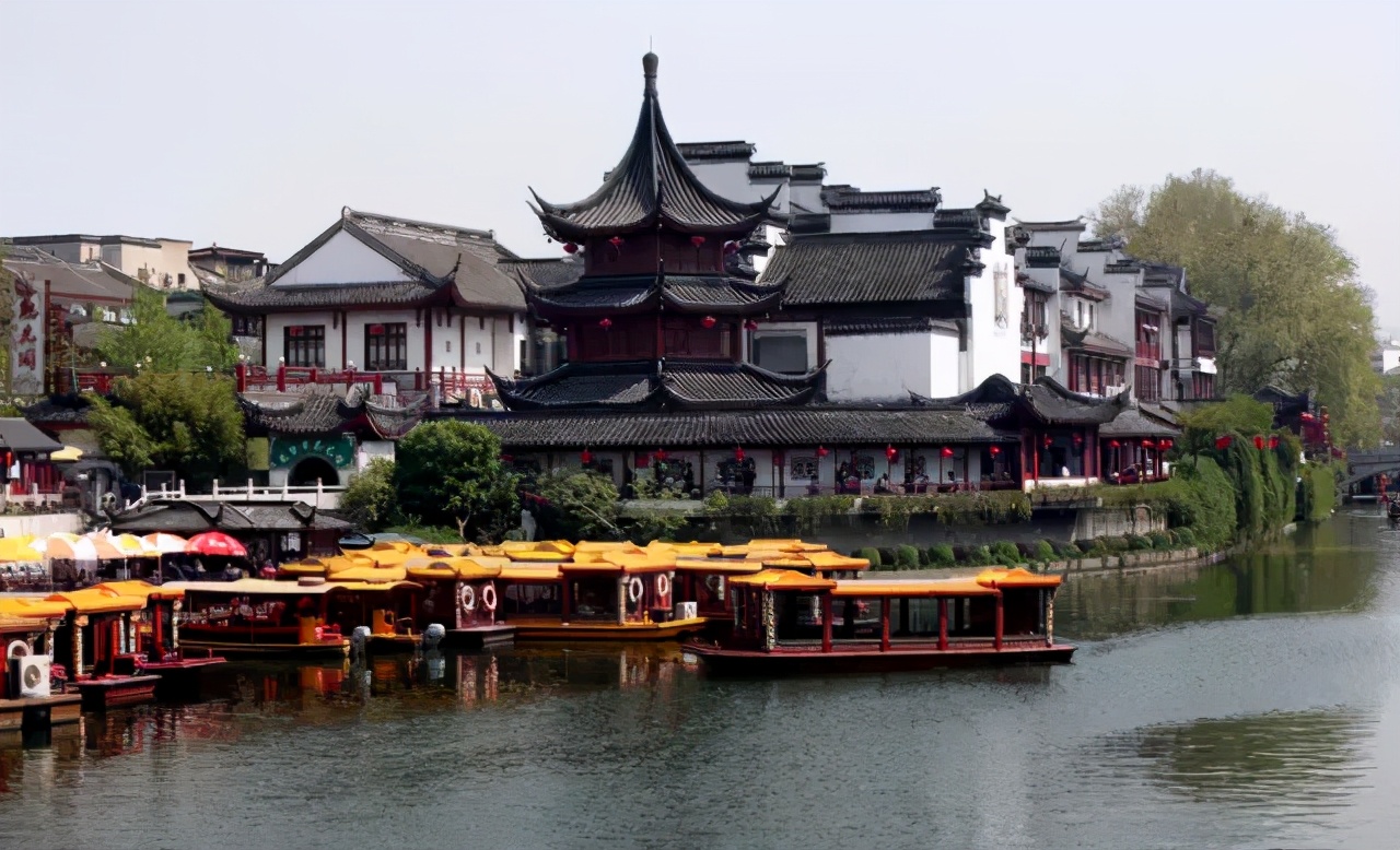 国内5条美食街全吃过才算吃货,吃货视频大全深夜美食街