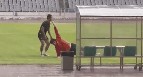 成功不是偶然高桩训练,费莱尼谈中国足球进步