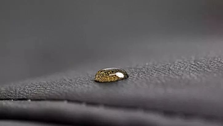 德国老皮具翻新,10年老车全面翻新