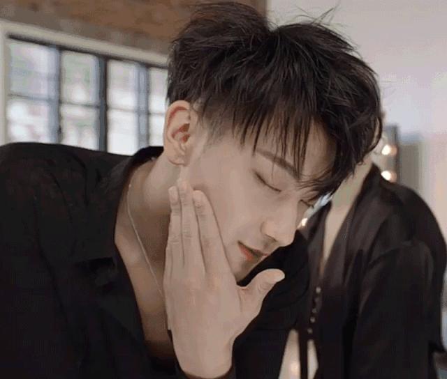 肖战王一博李现神仙同框,李现肖战王一博人民网