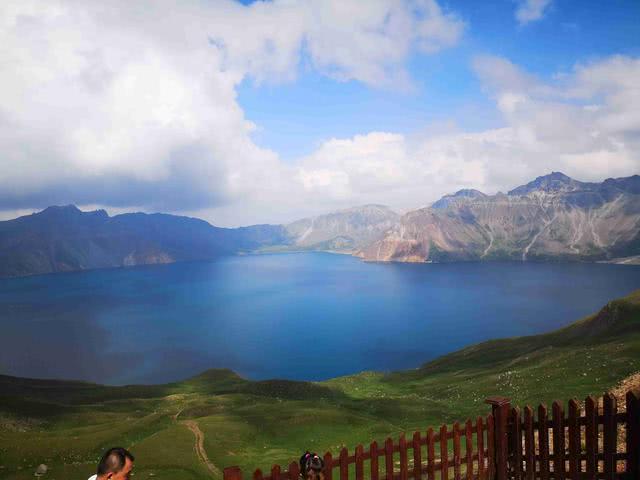 许家印王健林和李嘉诚的差距,王健林李嘉诚两代首富的差距