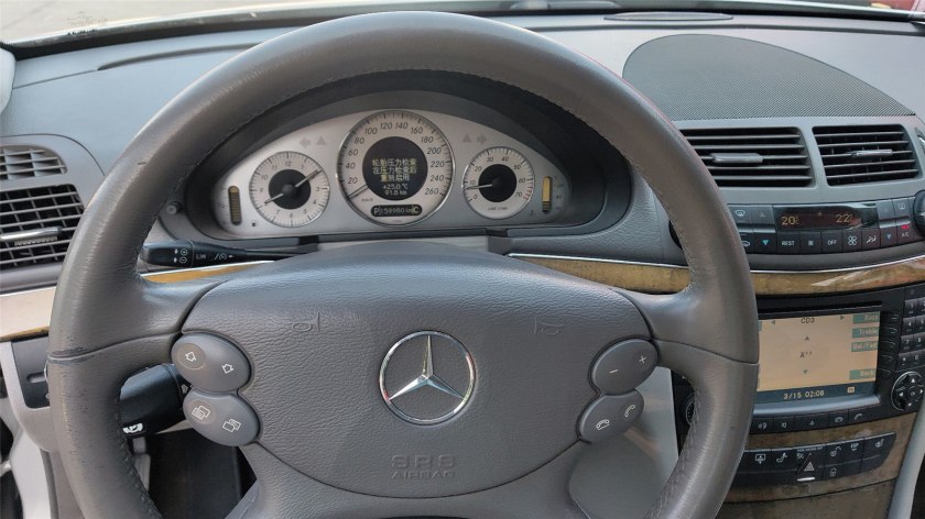 向经典致敬奔驰,奔驰w211后期款的通病