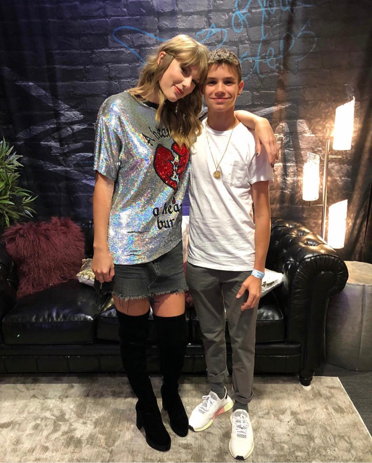 现在甜美挂不流行了，贝家二少罗密欧只喜欢长得不漂亮的小11？